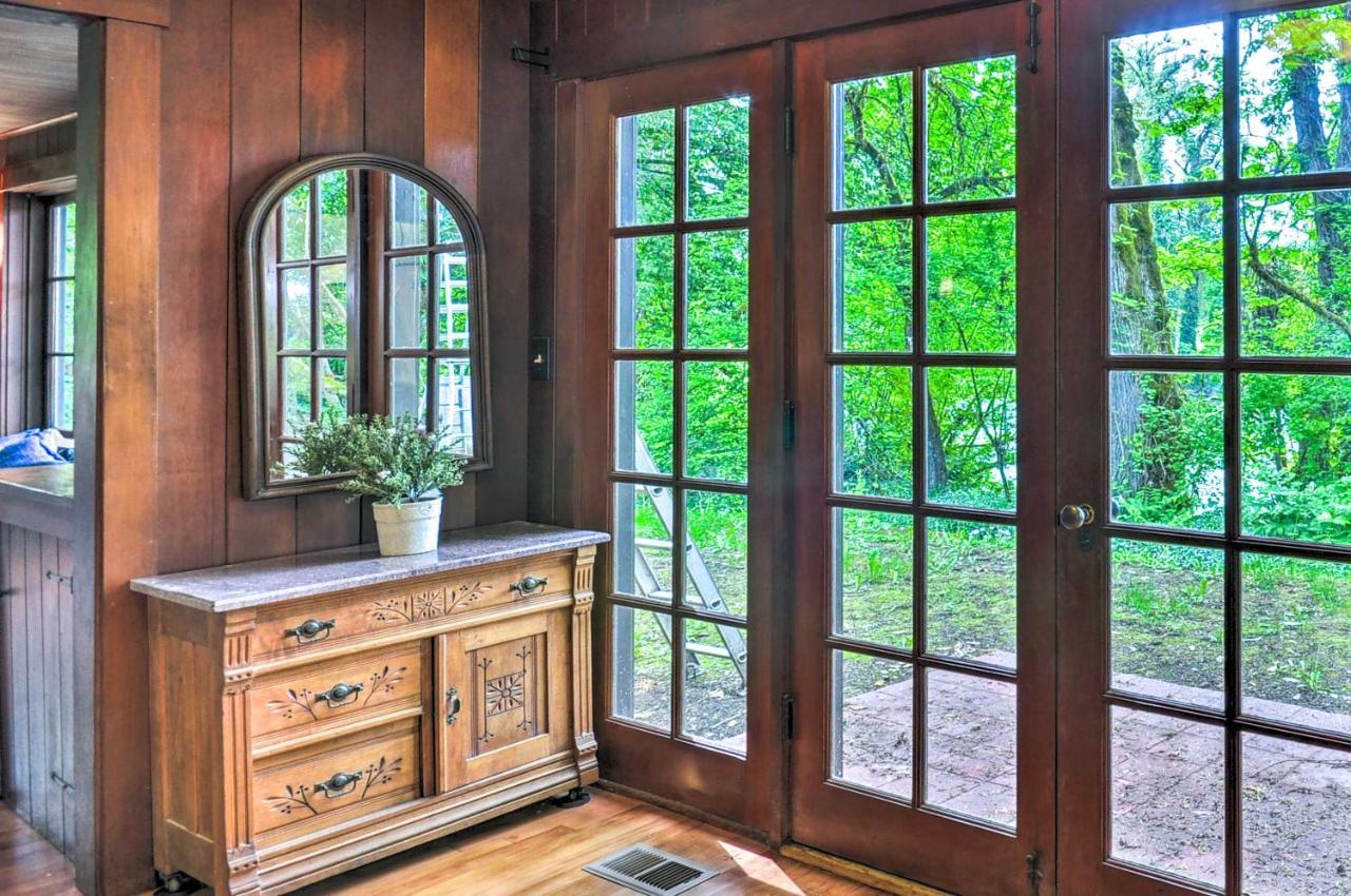 Peaceful And Elegant Cottage With Riverside View Oregon City Exteriér fotografie